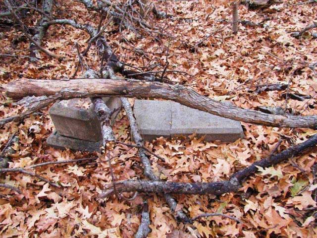 benton clem1 — Unknown CemeteryLocated on Moore Rd.Dyer Co., TN
